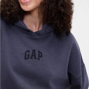 GAP Women's Relaxed Gap Mini-Logo Cropped Hoodie-XL